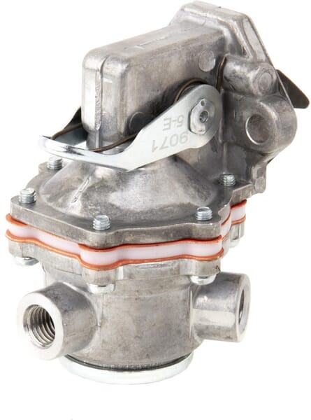 Kraftstoffpumpe (504090935) von New Holland